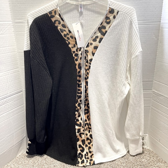❤️New Order Plus 2 tone animal print zip up ribbed oversized shirt size large - Picture 2 of 10